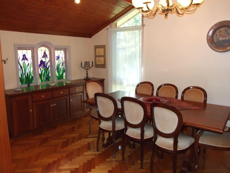 25 Clarke Crescent, Wantirna South VIC 3152