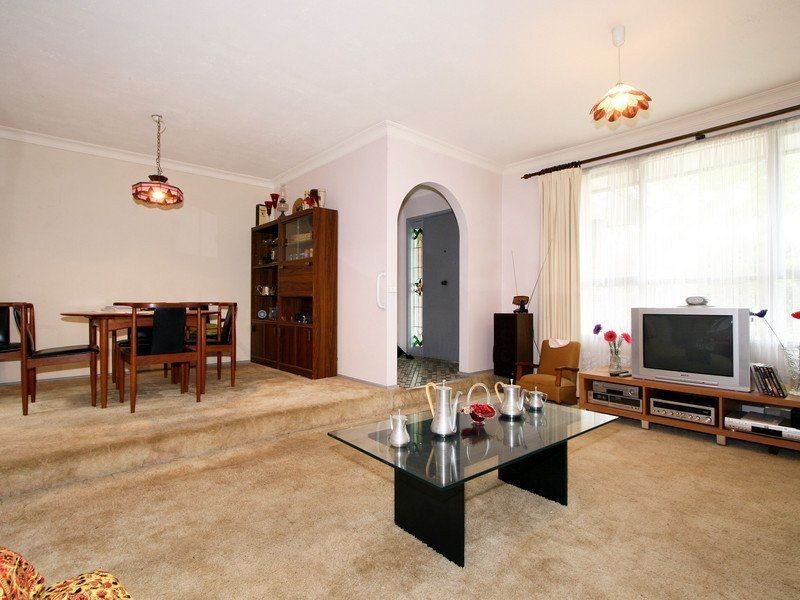 51 Kingloch Pde, Wantirna VIC 3152