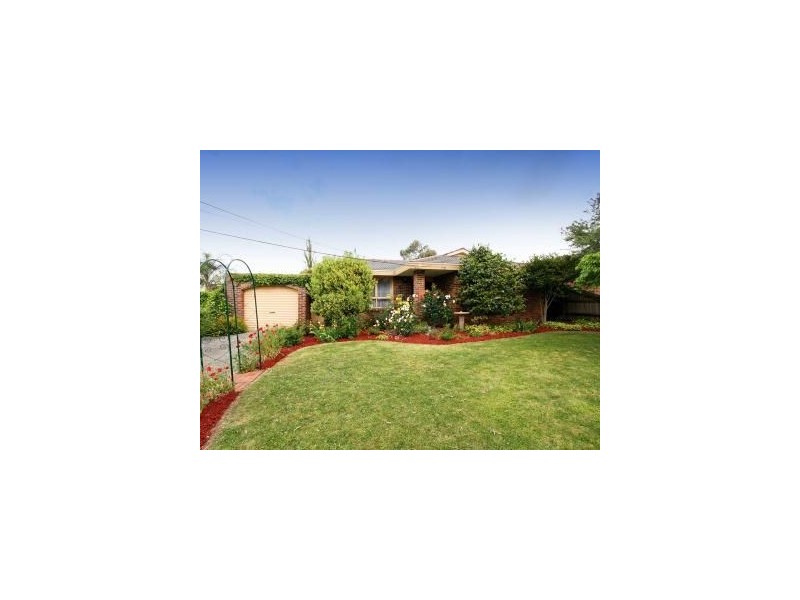 22 Greenock Crescent, Wantirna VIC 3152