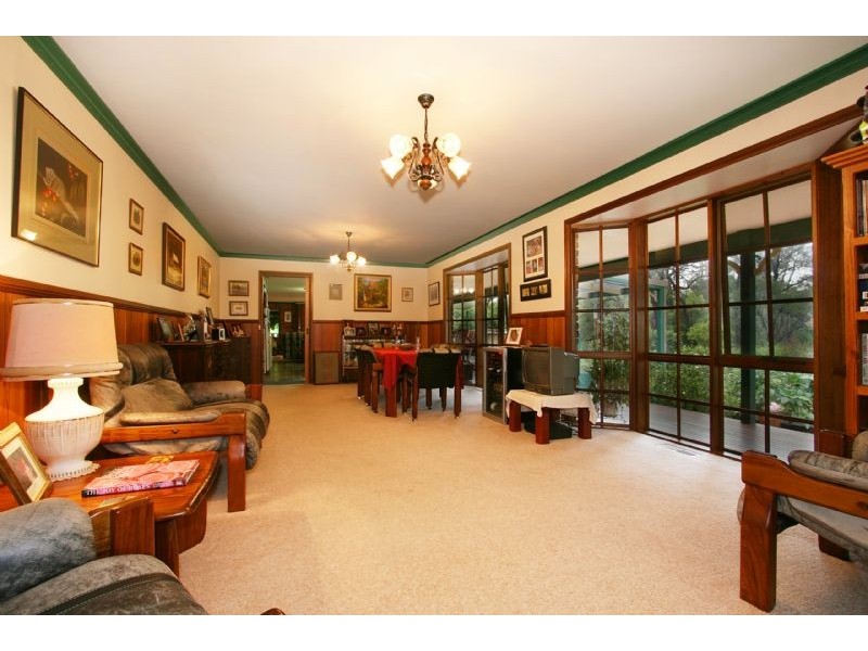 7 Cassinia Close, Knoxfield VIC 3180