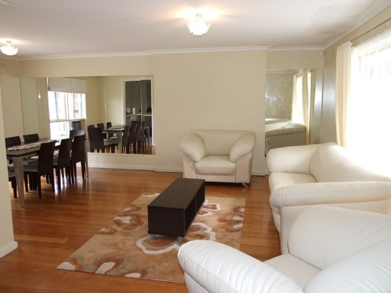 75 Gateshead Drive, Wantirna South VIC 3152