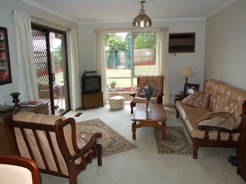 24 Witken Avenue, Wantirna South VIC 3152