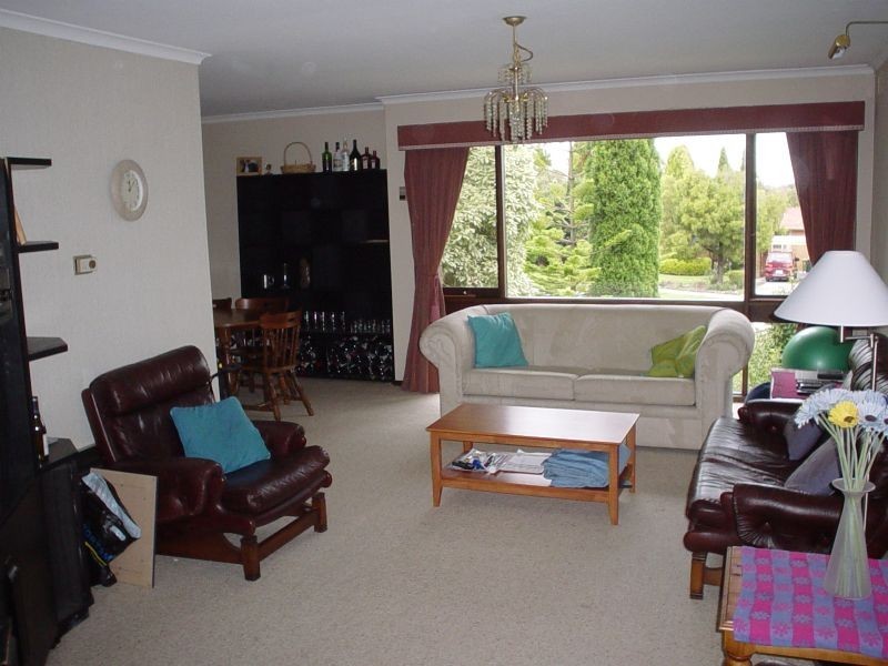 13 Marlesford Ave, Wantirna VIC 3152