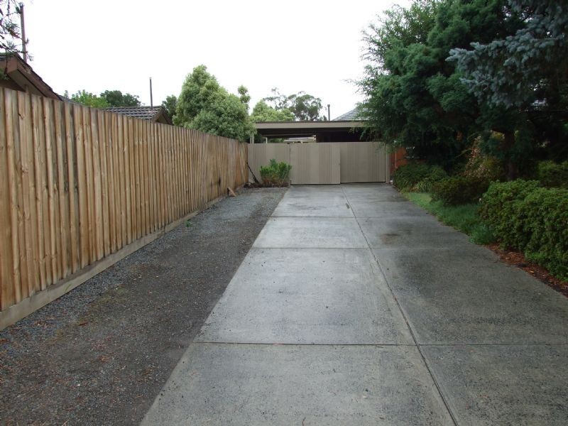 67 Coleman Road, Wantirna South VIC 3152