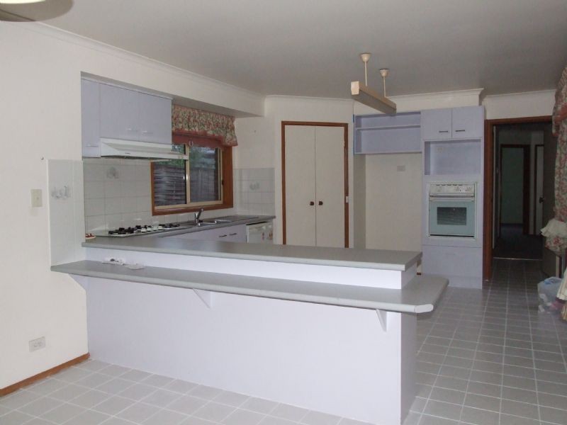 3 Wildwood Close, Knoxfield VIC 3180