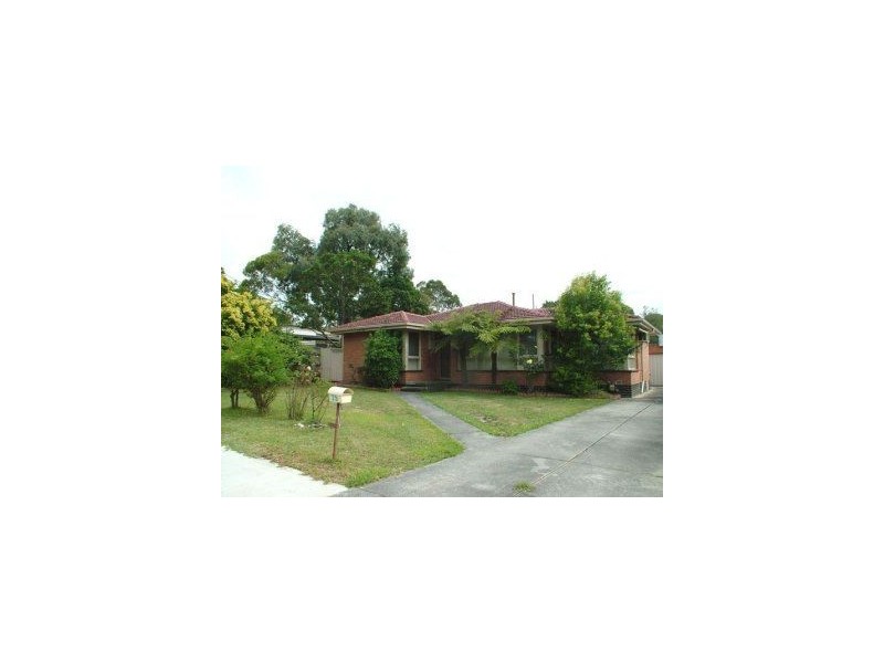 25 St Clair Road, Wantirna South VIC 3152