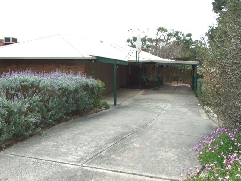 7 Cassinia Close, Knoxfield VIC 3180