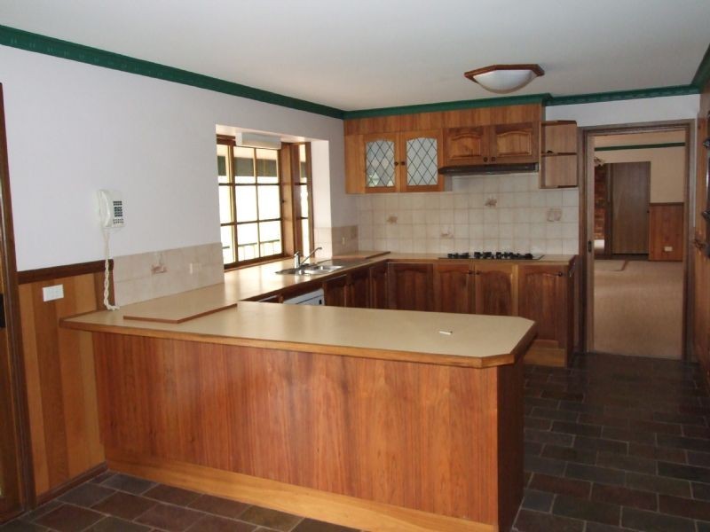 7 Cassinia Close, Knoxfield VIC 3180