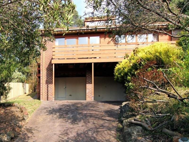 55 Rolling Hills Road, Chirnside Park VIC 3116