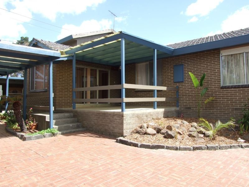 30 Gresford Road, Wantirna VIC 3152