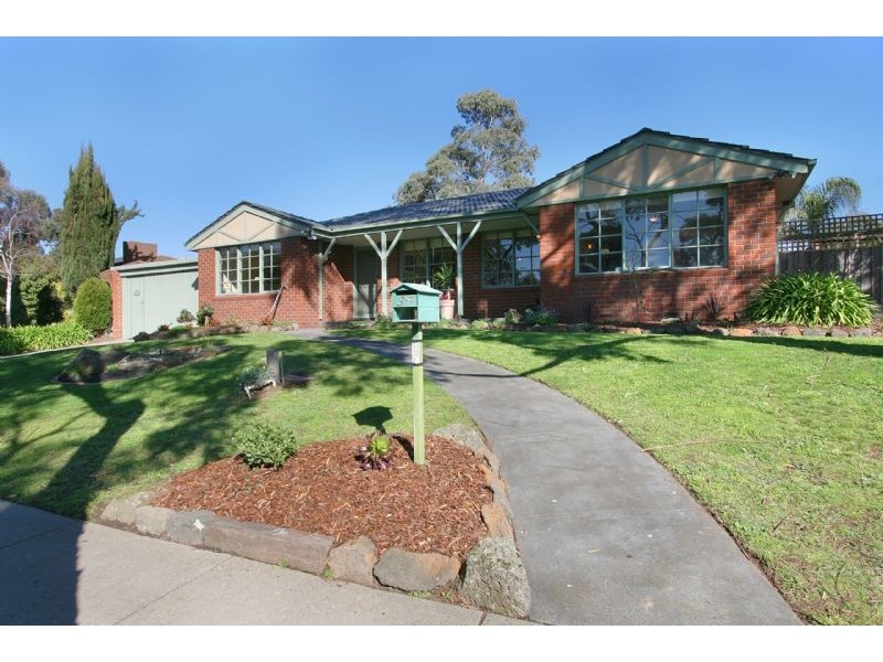 34 Old Orchard Drive, Wantirna South VIC 3152