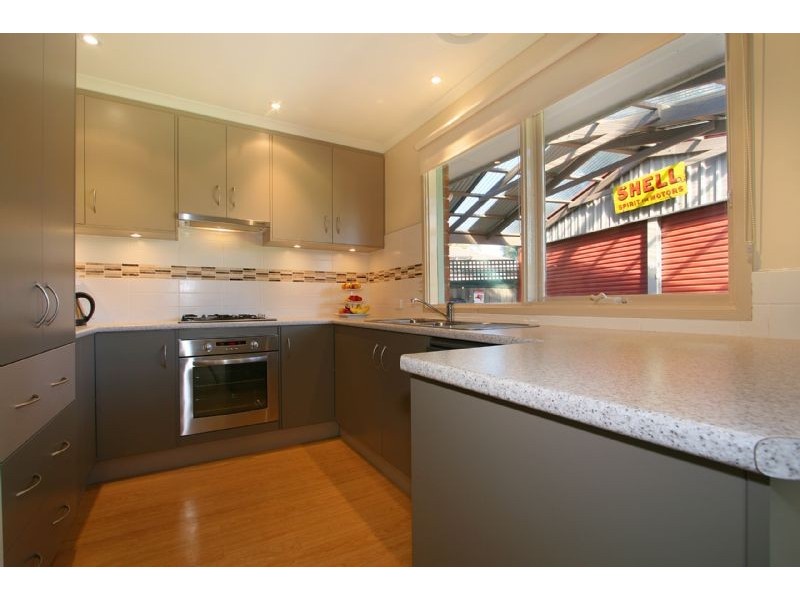 34 Old Orchard Drive, Wantirna South VIC 3152