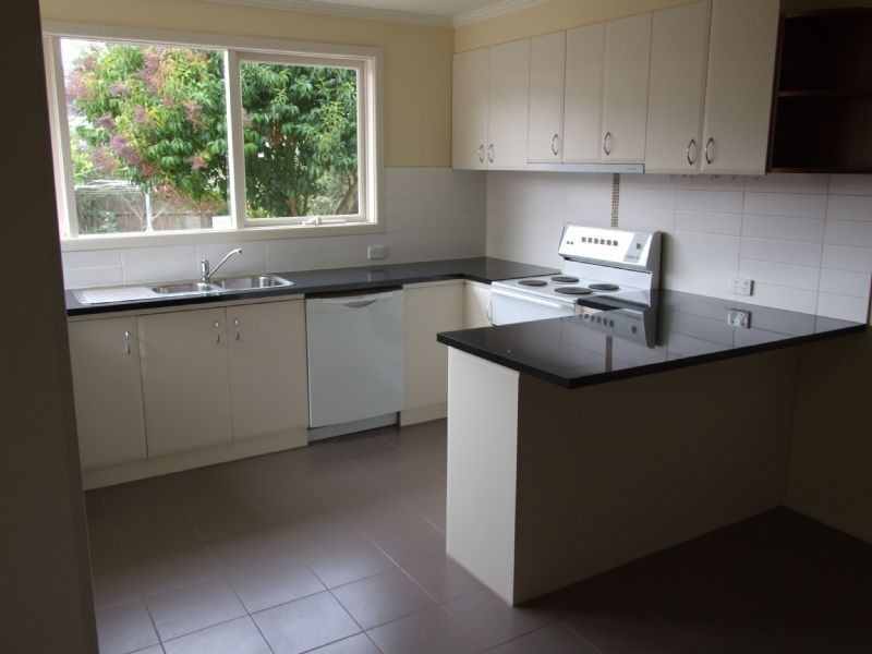 6 Mulgrave Street, Glen Waverley VIC 3150