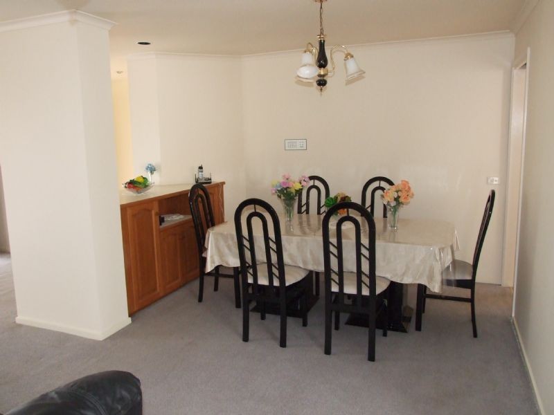 130 Cathies Lane, Wantirna South VIC 3152