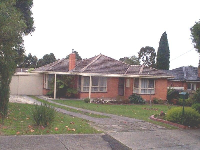 19 Paul Avenue, Wantirna South VIC 3152