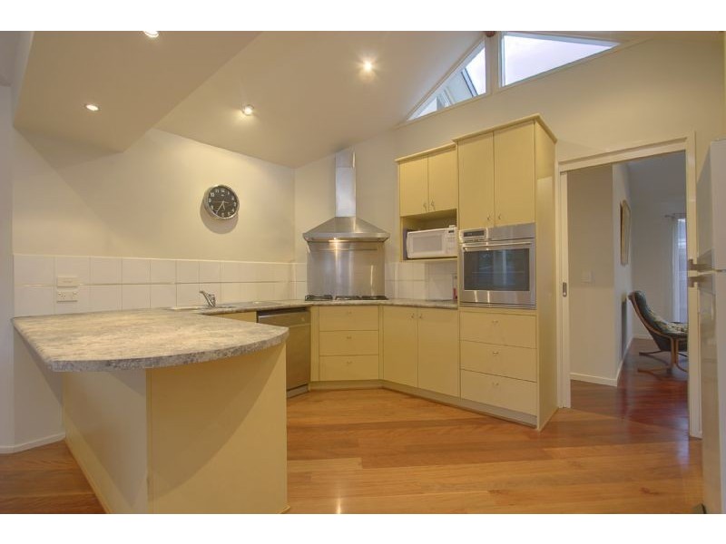 75 Applewood Drive, Knoxfield VIC 3180