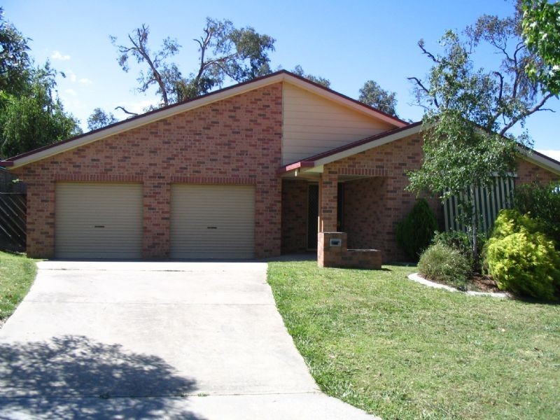 60 Crawshaw Crescent, Albury NSW 2640