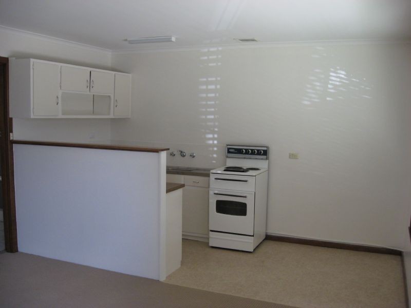 2/521  Abercorn Street, Albury NSW 2640