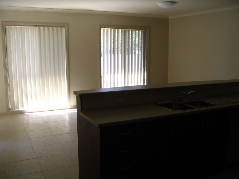 3/597 Heathwood Avenue, Lavington NSW 2641