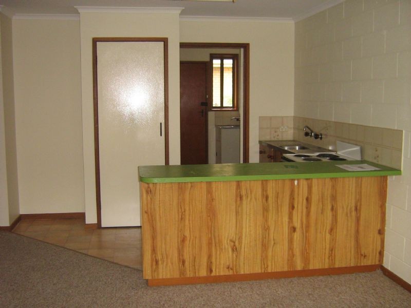 3/616 Hague Street, Lavington NSW 2641