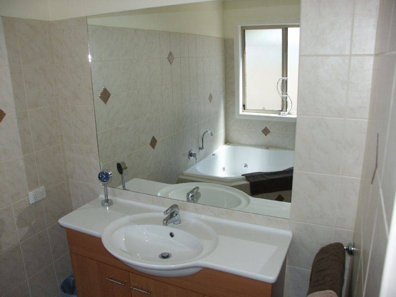 583 Poole Street, Albury NSW 2640