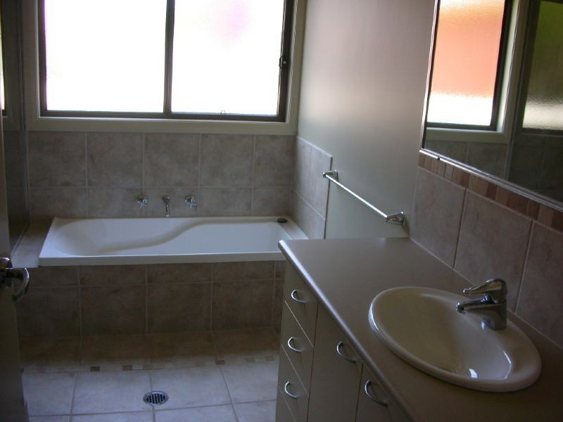 629 Poole Street, Albury NSW 2640