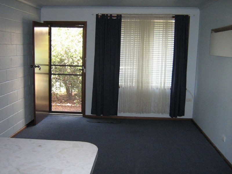 2/695 Lavis Street, East Albury NSW 2640