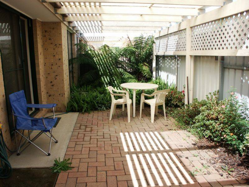 2/14 Tristan Court, Lavington NSW 2641