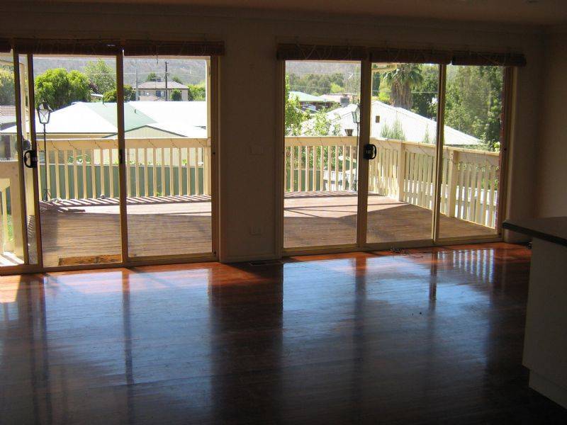 18 Orchard Way, Lavington NSW 2641