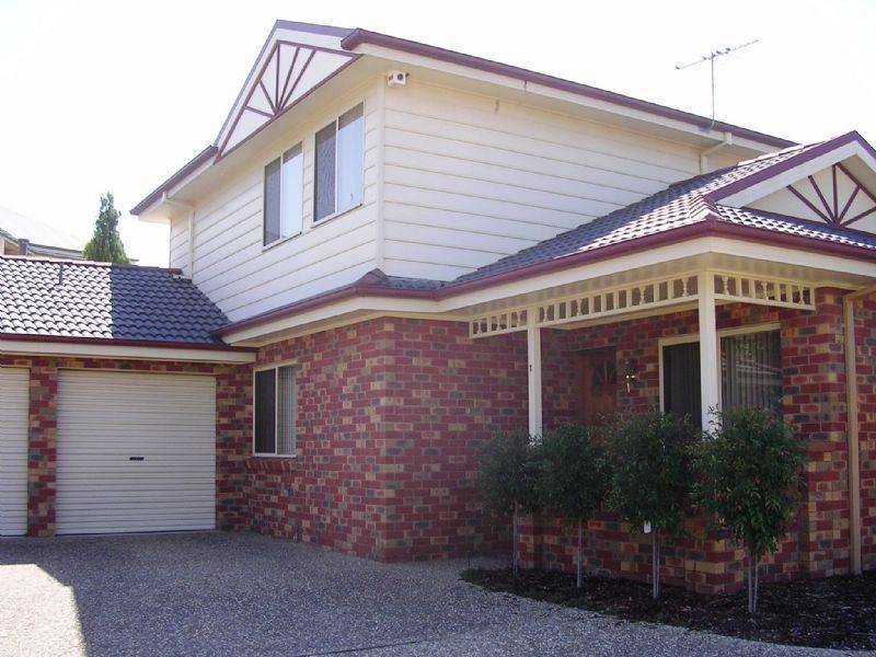1/6 Southernview Drive, West Albury NSW 2640