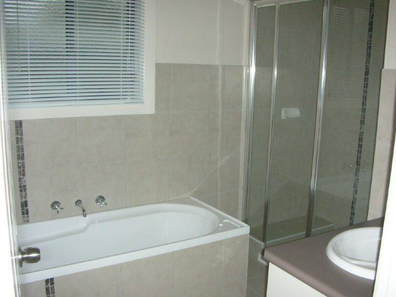 1/335 Cadell Street, East Albury NSW 2640