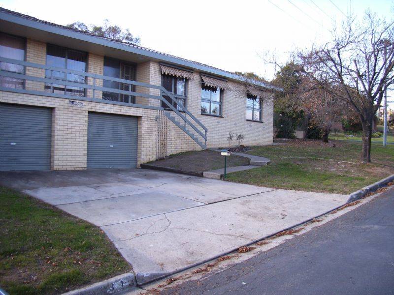 318 Tracy Street, Lavington NSW 2641