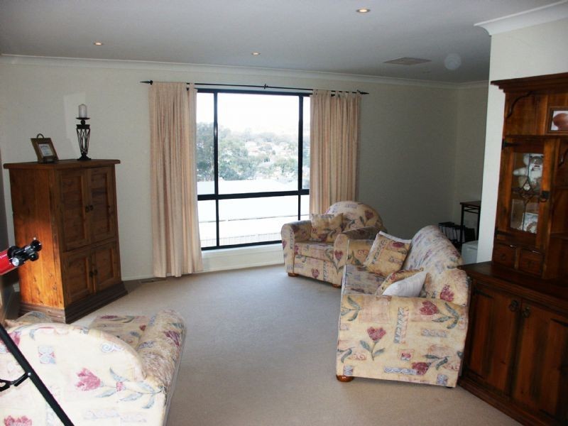 45 Banksia Street , Albury NSW 2640