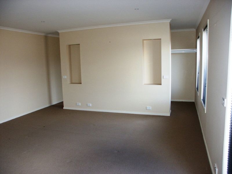 23 Mountain Way , Lavington NSW 2641