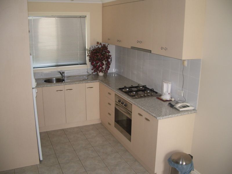 2/206 Plummer Street, Albury NSW 2640