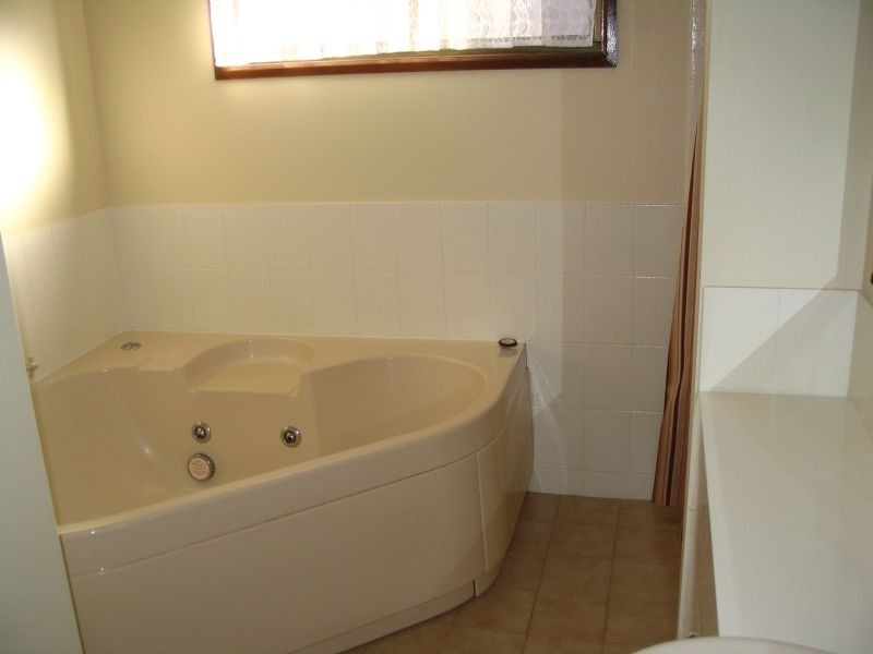 2/974 Chenery Street, North Albury NSW 2640