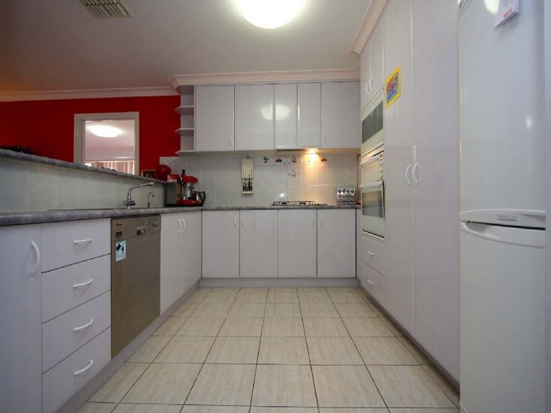 257 Desmond Street , Lavington NSW 2641