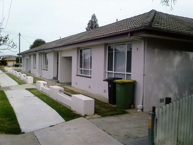 6/313 Darke Street, Lavington NSW 2641