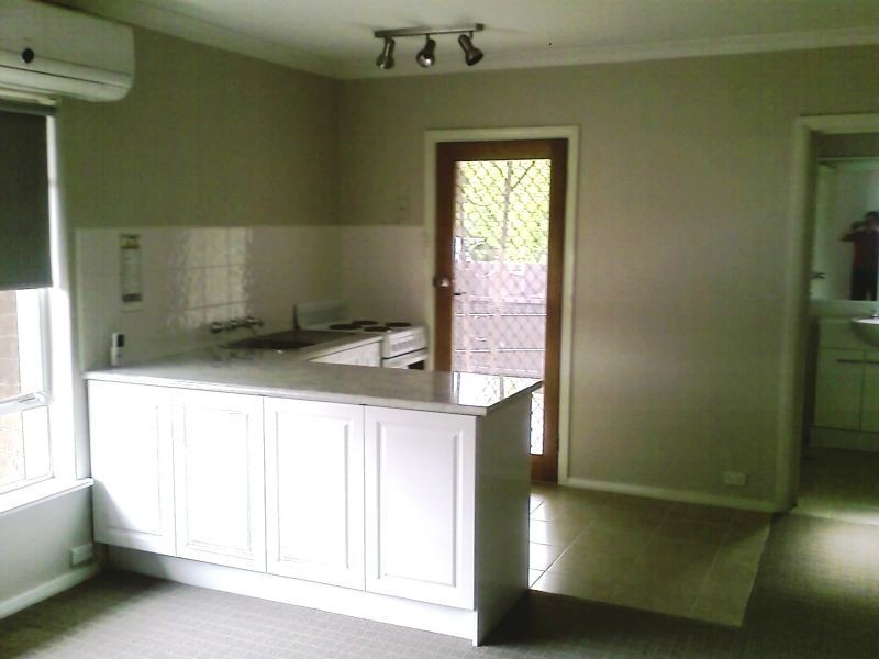 6/313 Darke Street, Lavington NSW 2641