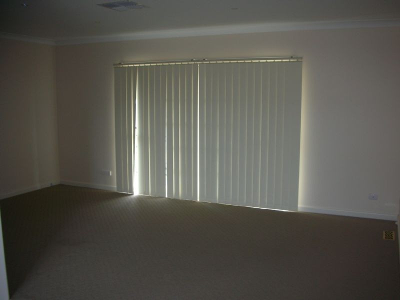 250  Wirrraway Street, East Albury NSW 2640