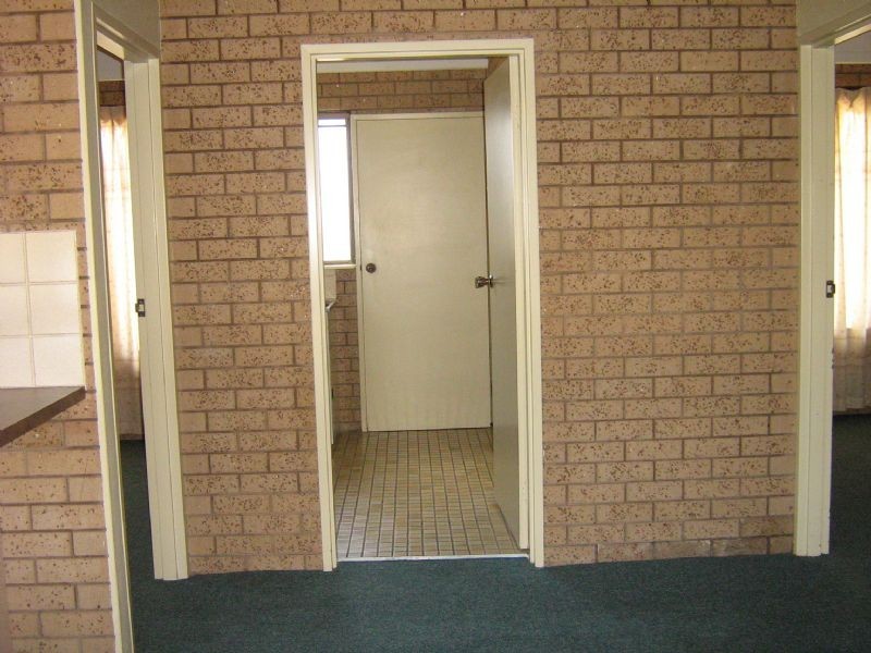 1/200 Plummer Street, Albury NSW 2640