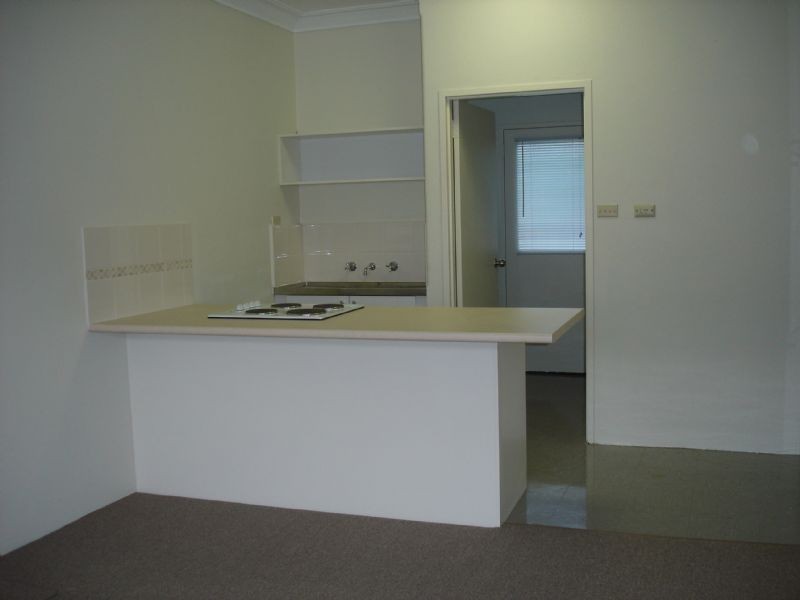 2/190 Kiewa Street, Albury NSW 2640