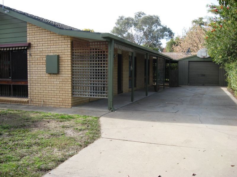6 Jackling Drive, Lavington NSW 2641