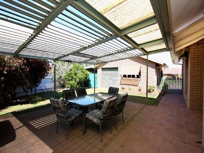8 Sandringham Court , Thurgoona NSW 2640