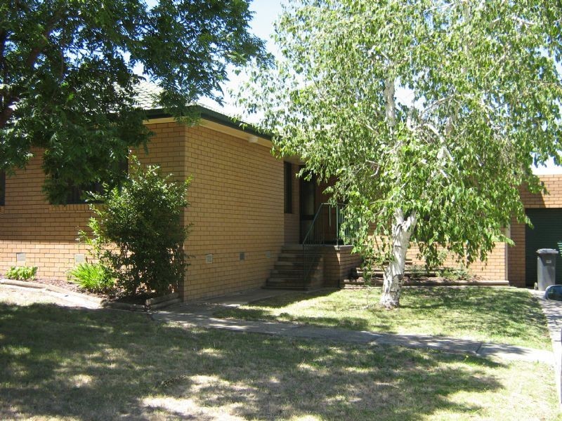 374 Reservior Road, Lavington NSW 2641