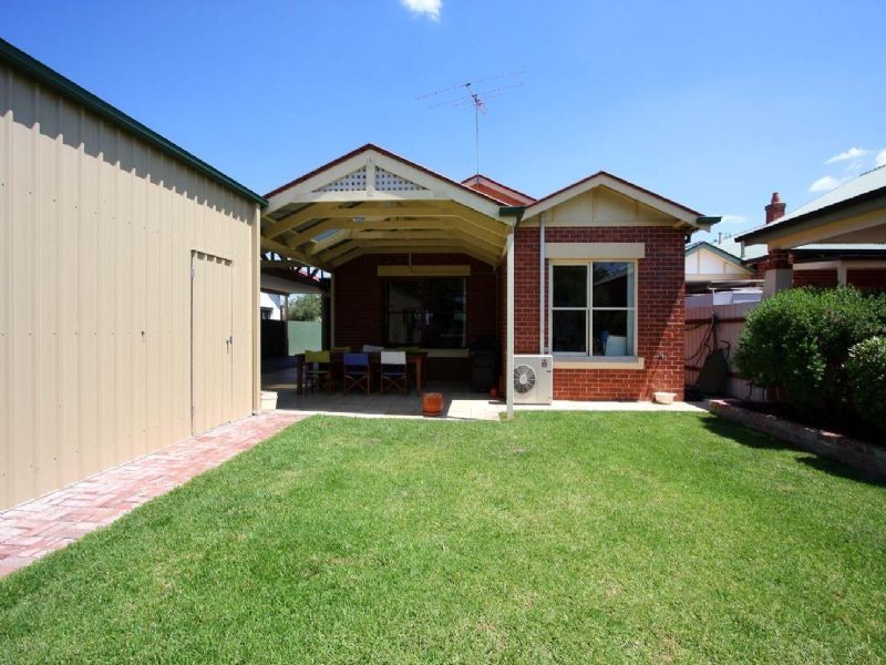 404  Perry Street , Albury NSW 2640