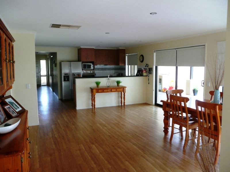 71 Dunne Cres, Thurgoona NSW 2640