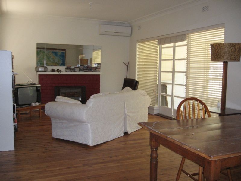 837 St James Crescent, Albury NSW 2640