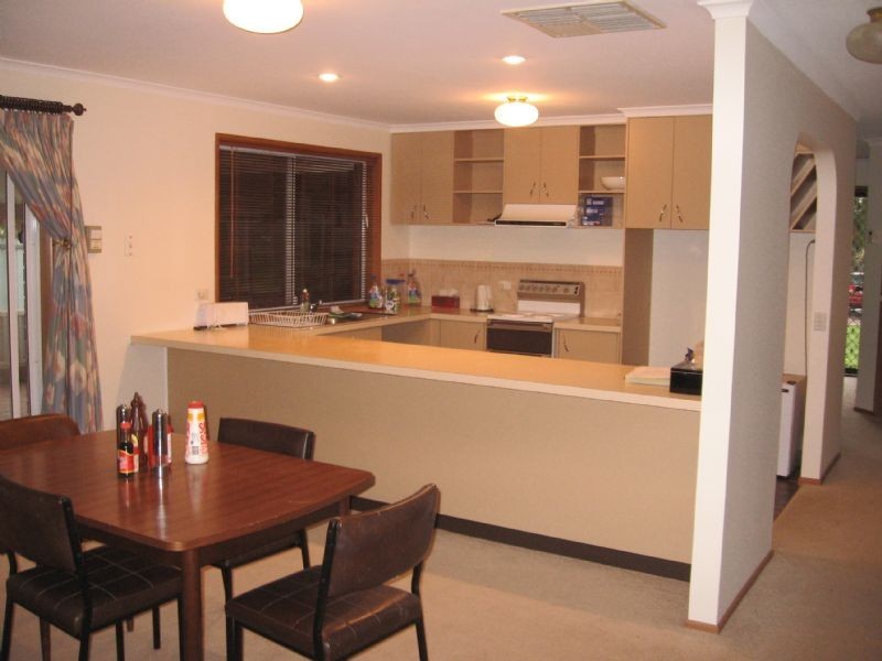 8 Stockton Court, Thurgoona NSW 2640