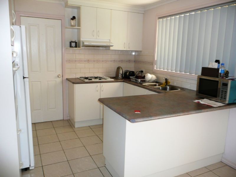 2 Klinberg Road, Albury NSW 2640